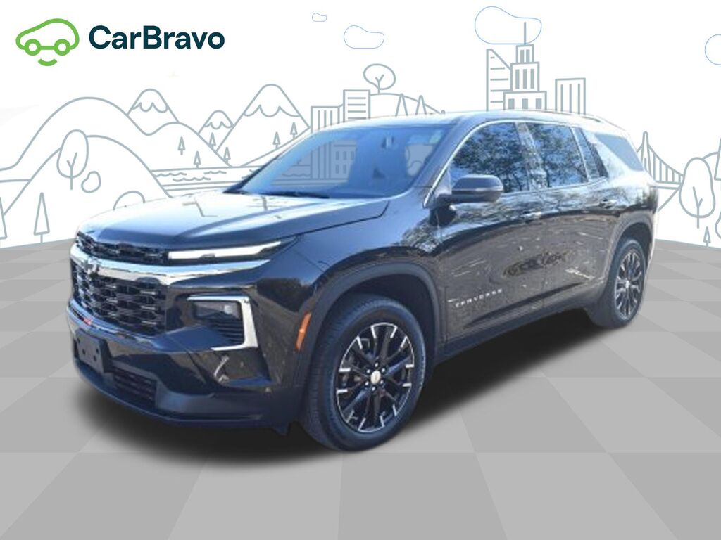 2025 Chevrolet Traverse LT — photo 1 of 7