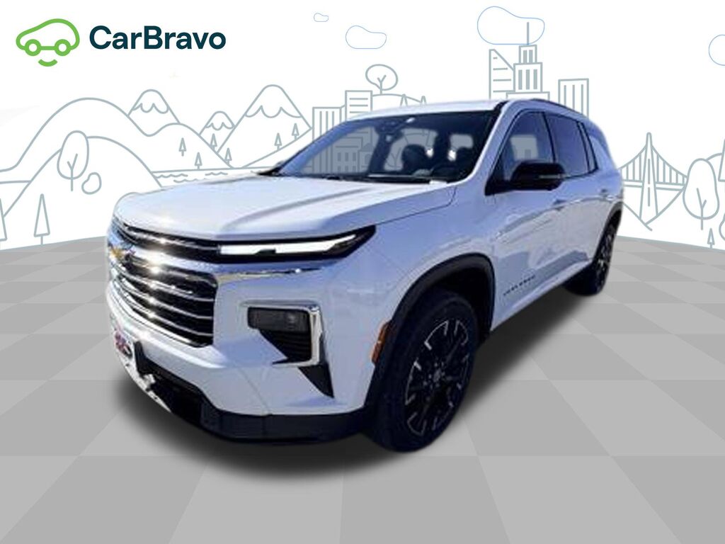 2025 Chevrolet Traverse LT — photo 1 of 7