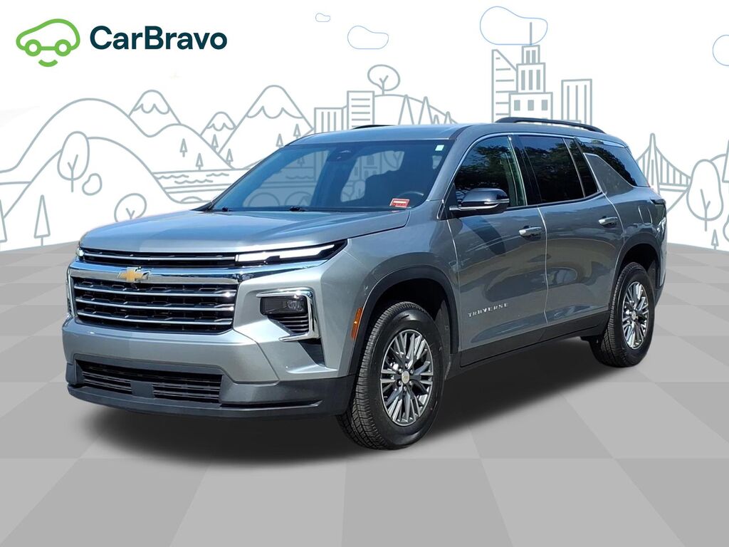 2025 Chevrolet Traverse LT — photo 1 of 6