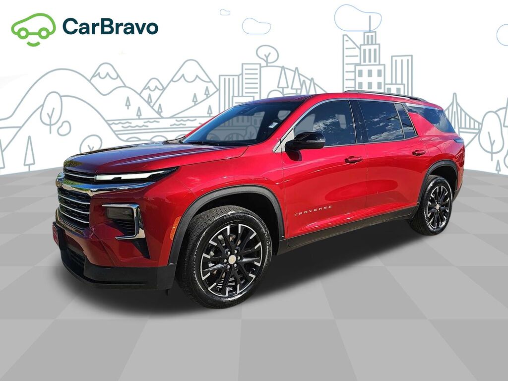 2025 Chevrolet Traverse LT — photo 1 of 7