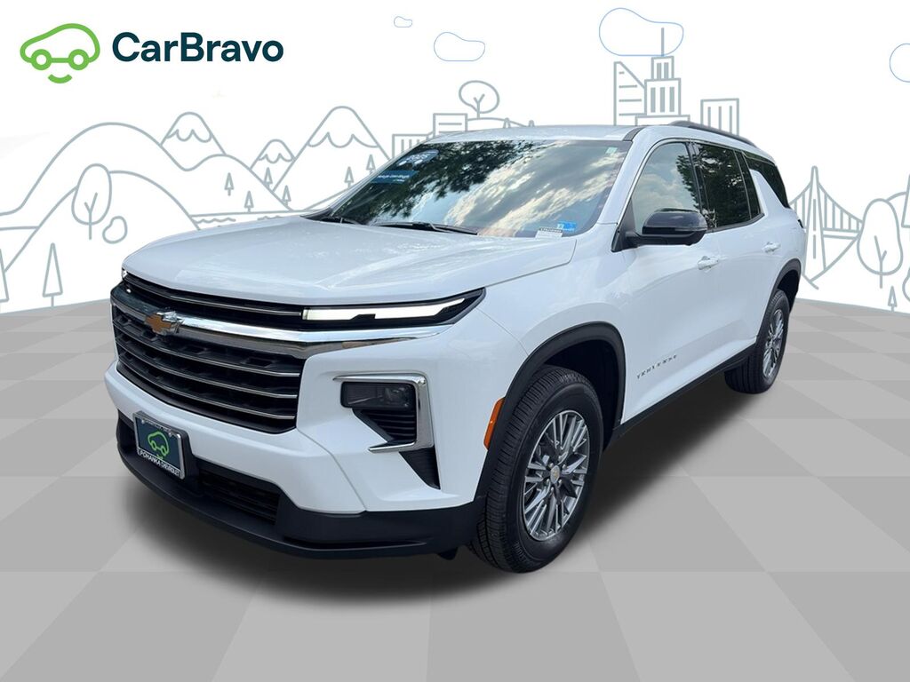 2025 Chevrolet Traverse LT — photo 1 of 6