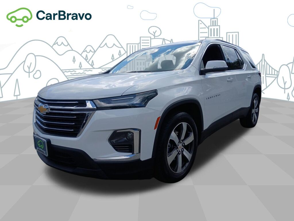 2023 Chevrolet Traverse LT Leather — photo 1 of 7