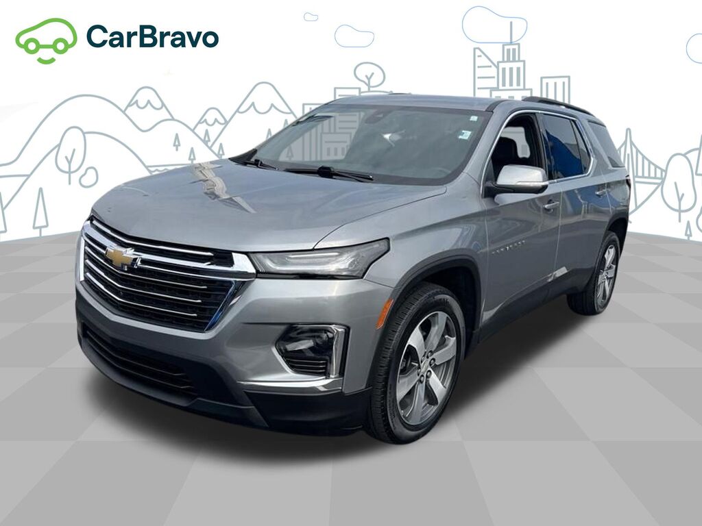 2023 Chevrolet Traverse LT Leather — photo 1 of 6