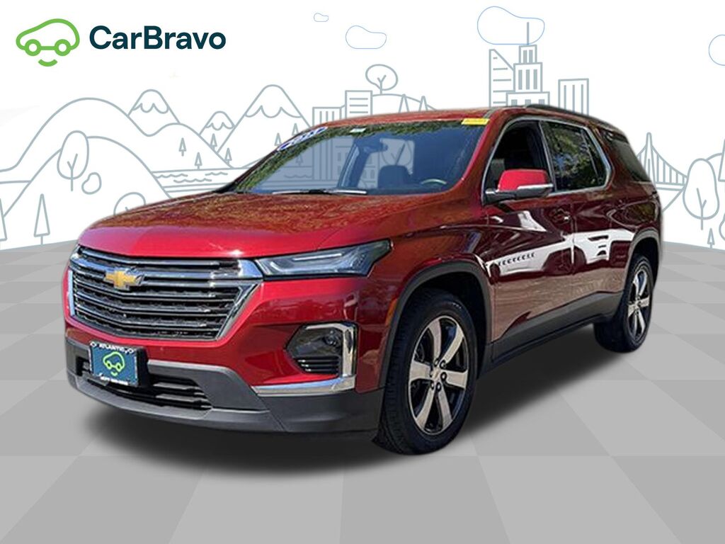 2023 Chevrolet Traverse LT Leather — photo 1 of 6