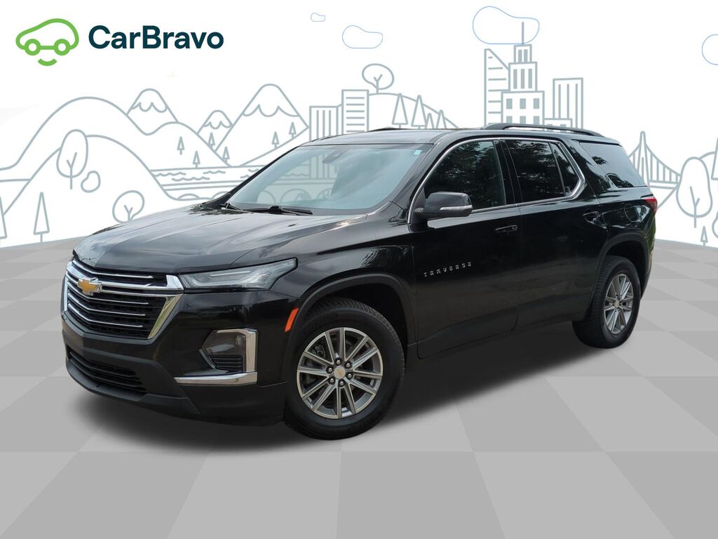 2023 Chevrolet Traverse LT Leather — photo 1 of 6