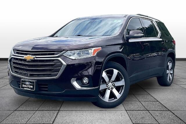 2021 Chevrolet Traverse LT Leather — photo 1 of 13