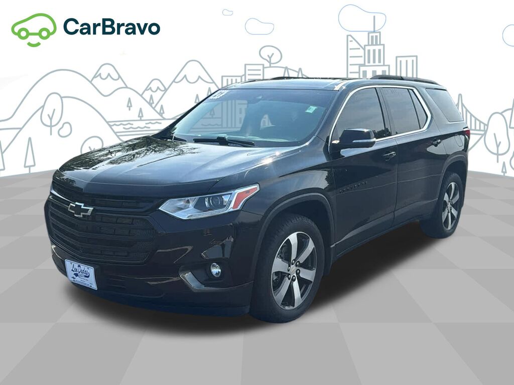 2021 Chevrolet Traverse LT Leather — photo 1 of 6