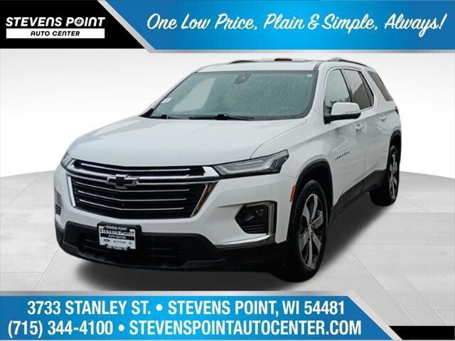 2022 Chevrolet Traverse LT Leather — photo 1 of 15