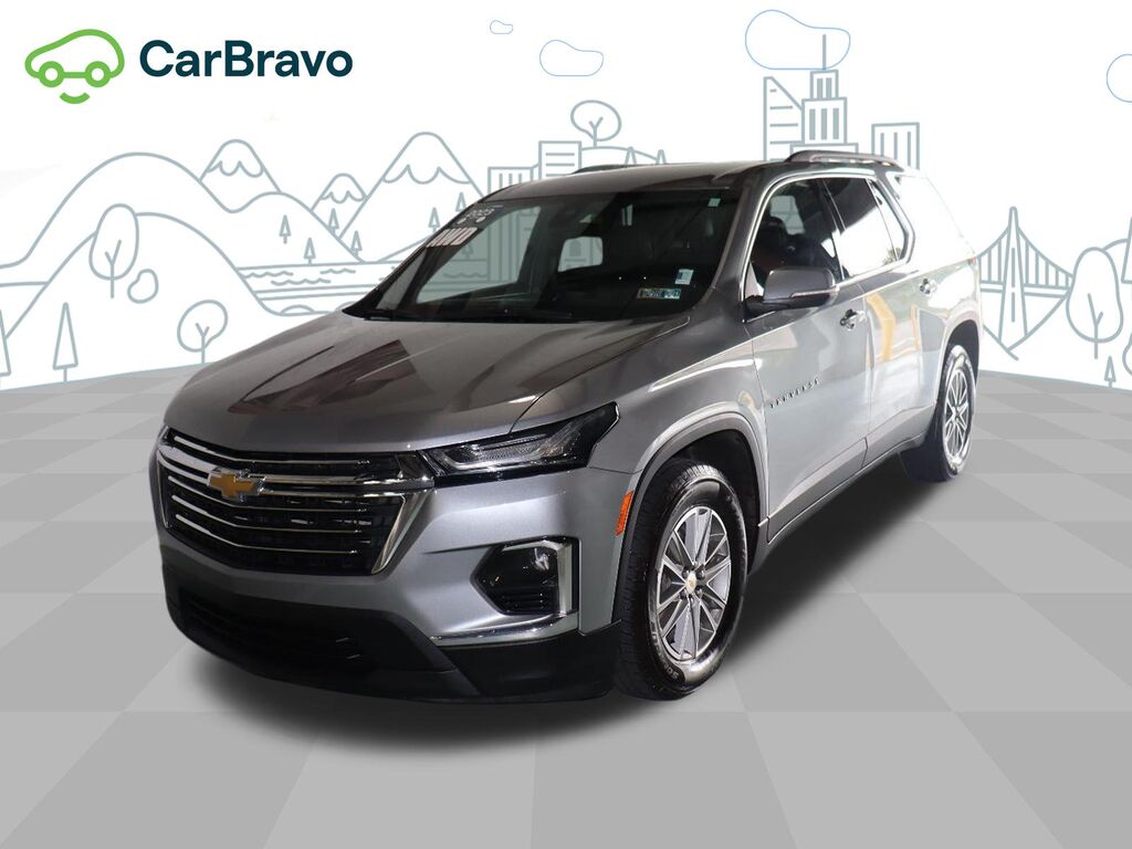 2023 Chevrolet Traverse LT Leather — photo 1 of 6