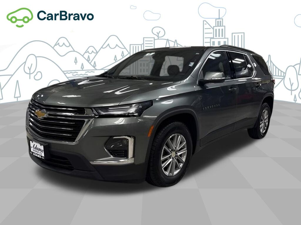 2023 Chevrolet Traverse LT Leather — photo 1 of 6