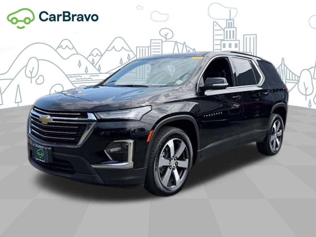 2023 Chevrolet Traverse LT Leather — photo 1 of 6