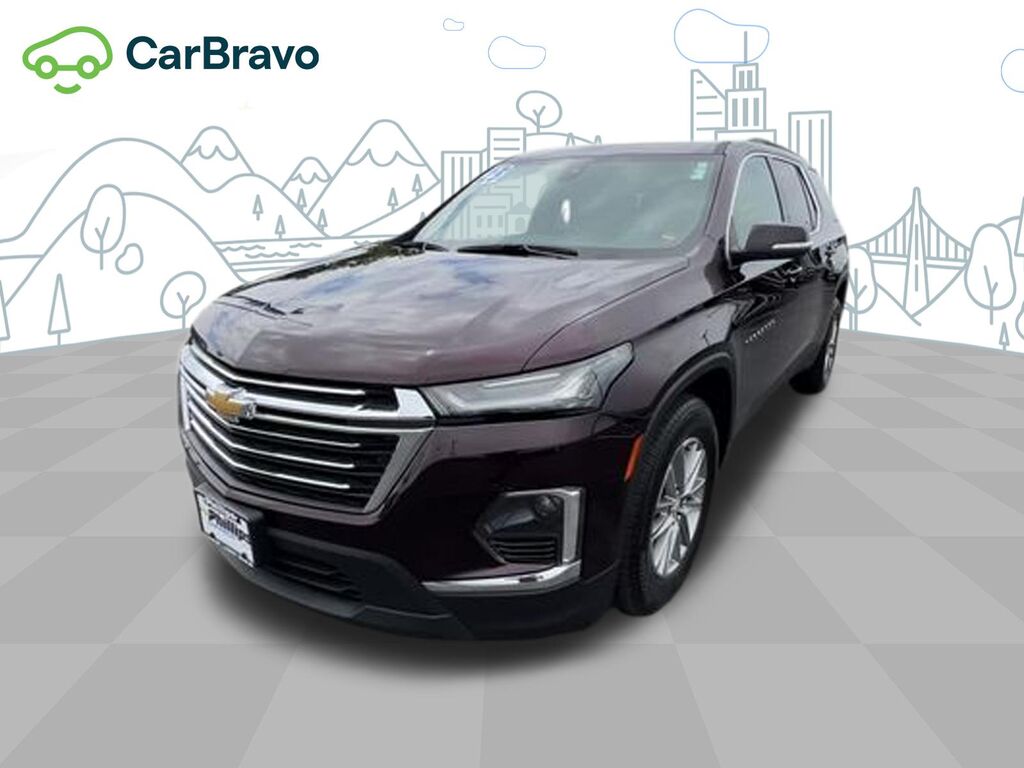 2023 Chevrolet Traverse LT Leather — photo 1 of 6