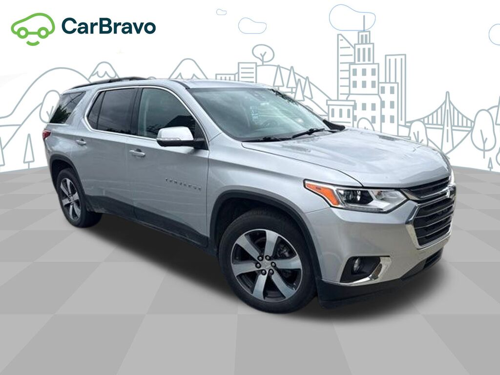 2021 Chevrolet Traverse LT Leather — photo 1 of 6