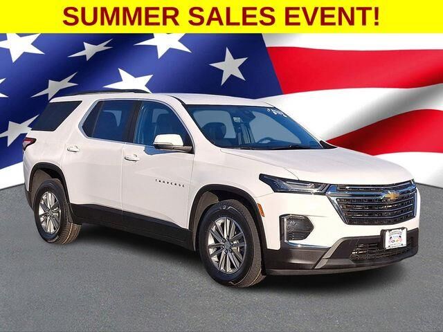 2023 Chevrolet Traverse LT Leather