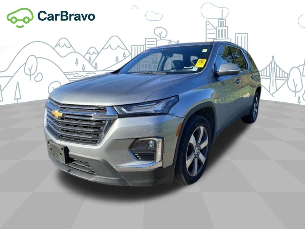 2023 Chevrolet Traverse LT Leather — photo 1 of 7