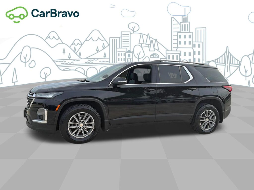 2023 Chevrolet Traverse LT Leather — photo 1 of 6