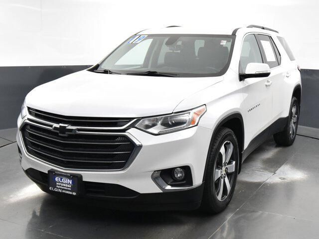 2019 Chevrolet Traverse LT Leather — photo 1 of 6