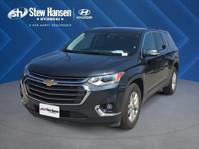 2019 Chevrolet Traverse LT Leather — photo 1 of 13