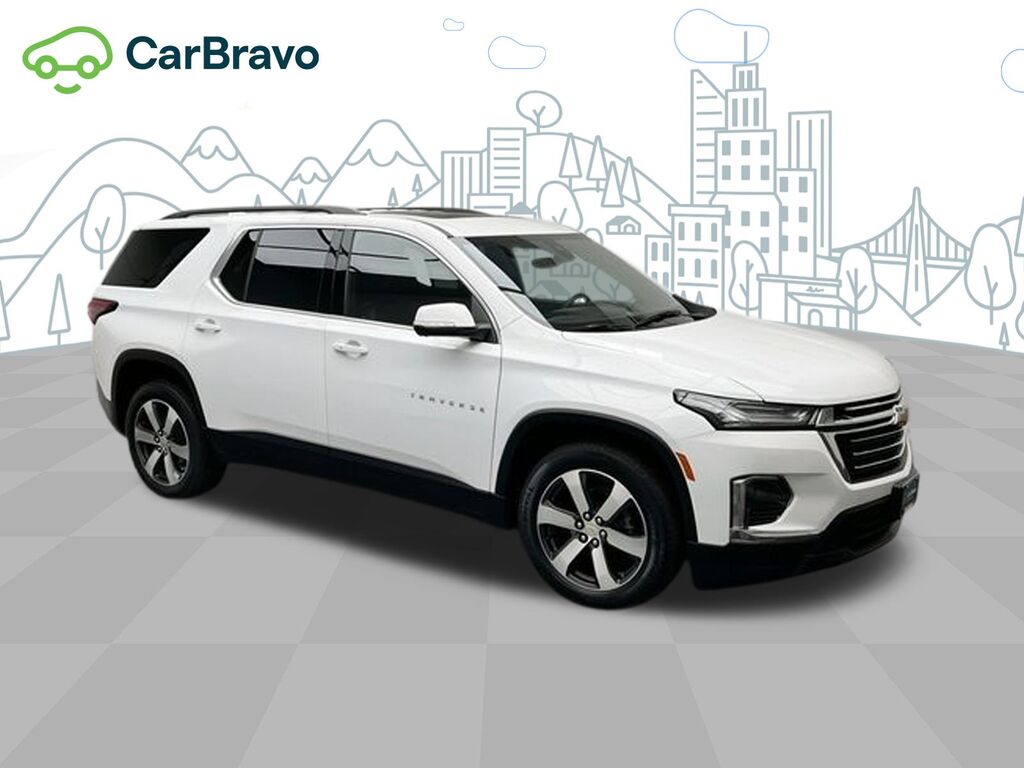 2023 Chevrolet Traverse LT Leather — photo 1 of 6