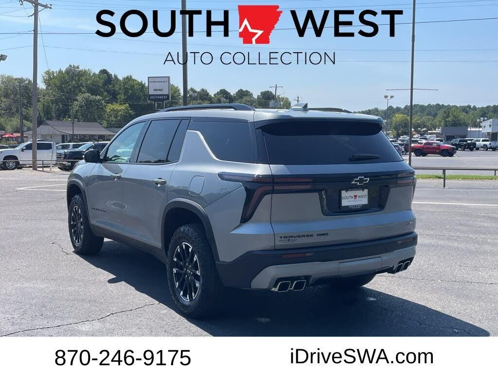 2024 Chevrolet Traverse Z71 — photo 1 of 1