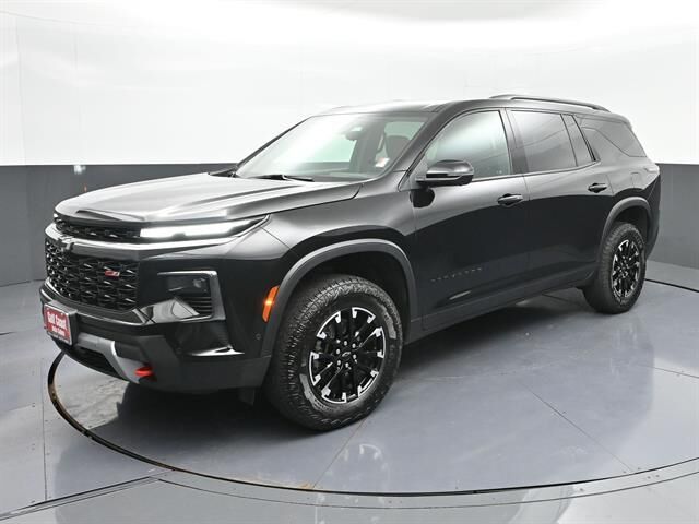 2024 Chevrolet Traverse Z71 — photo 1 of 55