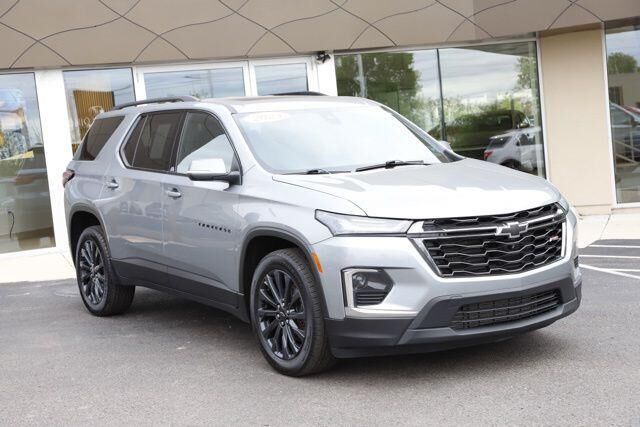 2023 Chevrolet Traverse RS — photo 1 of 13