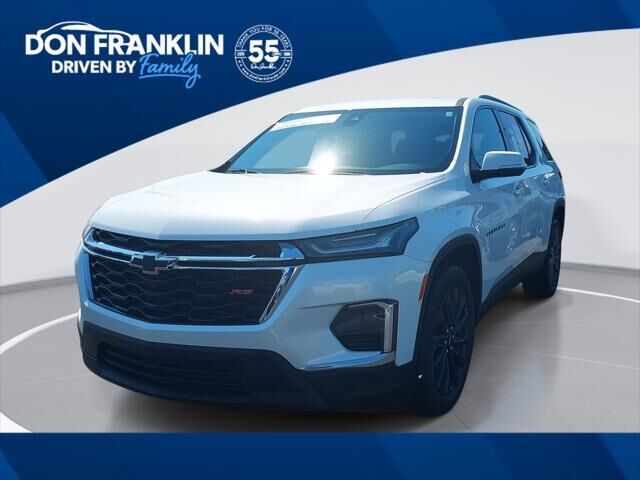2023 Chevrolet Traverse RS — photo 1 of 13