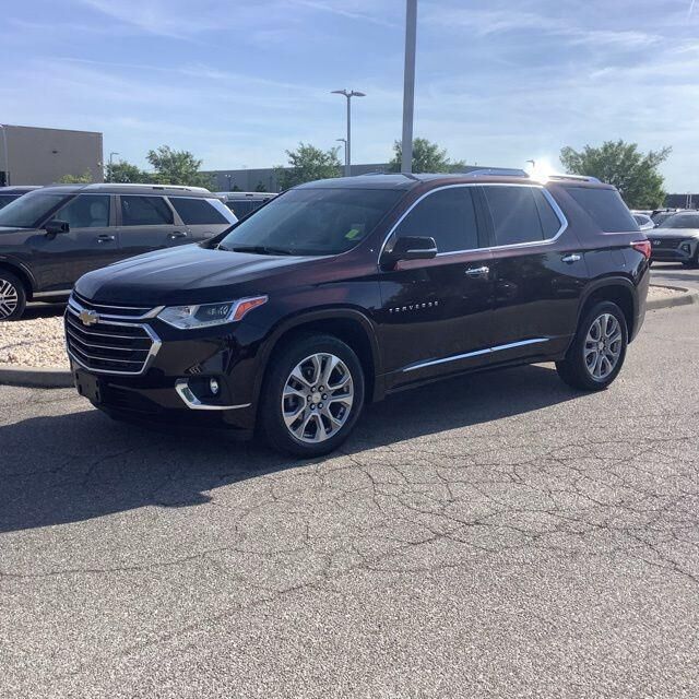 2021 Chevrolet Traverse Premier — photo 1 of 13