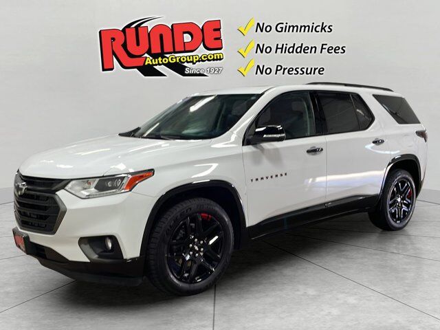 2021 Chevrolet Traverse Premier — photo 1 of 2