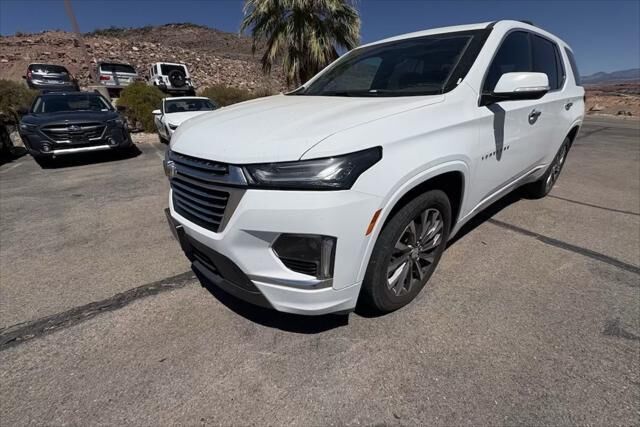 2023 Chevrolet Traverse Premier — photo 1 of 35