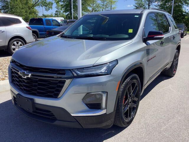 2023 Chevrolet Traverse Premier — photo 1 of 13