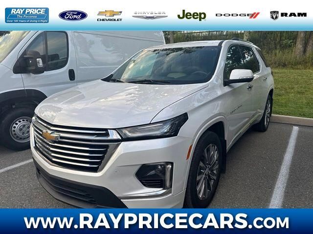 2022 Chevrolet Traverse Premier — photo 1 of 13