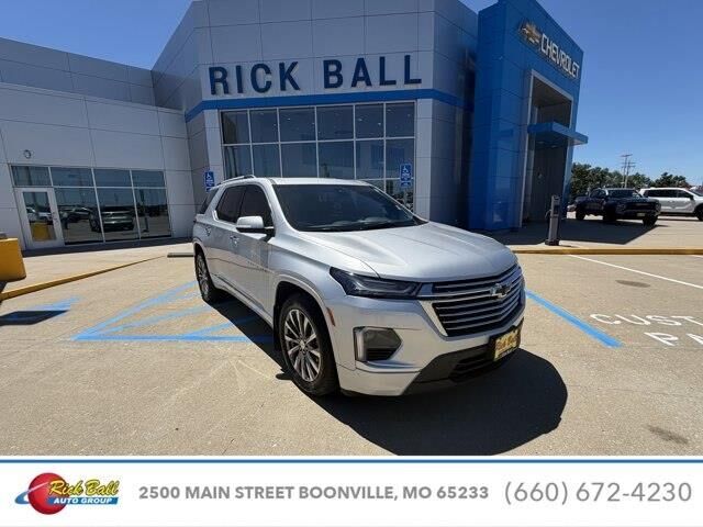 2022 Chevrolet Traverse Premier — photo 1 of 25