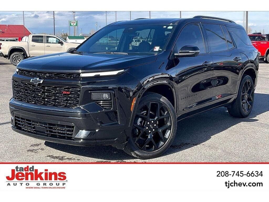 2024 Chevrolet Traverse RS — photo 1 of 5