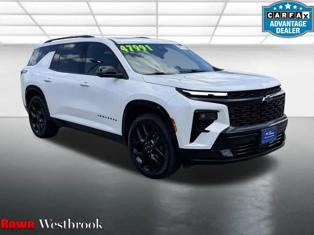 2024 Chevrolet Traverse RS — photo 1 of 12