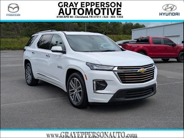 2023 Chevrolet Traverse High Country — photo 1 of 13