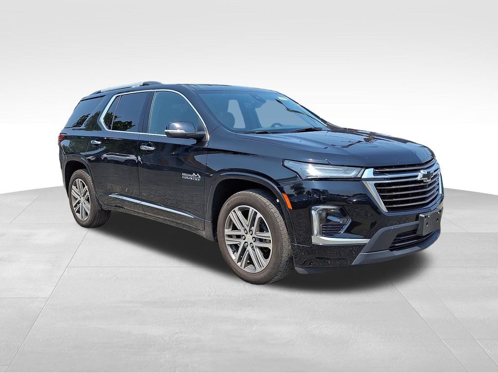 2023 Chevrolet Traverse High Country — photo 1 of 13