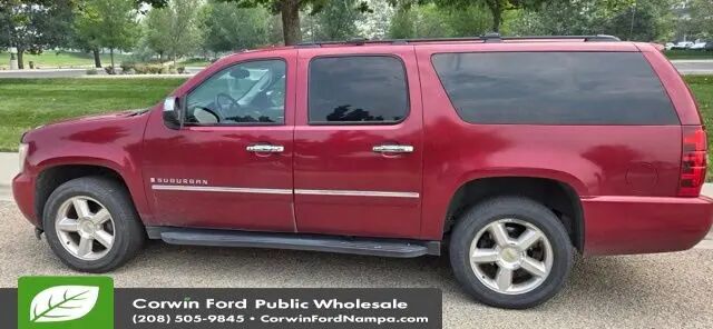2009 Chevrolet Suburban LTZ — photo 1 of 18