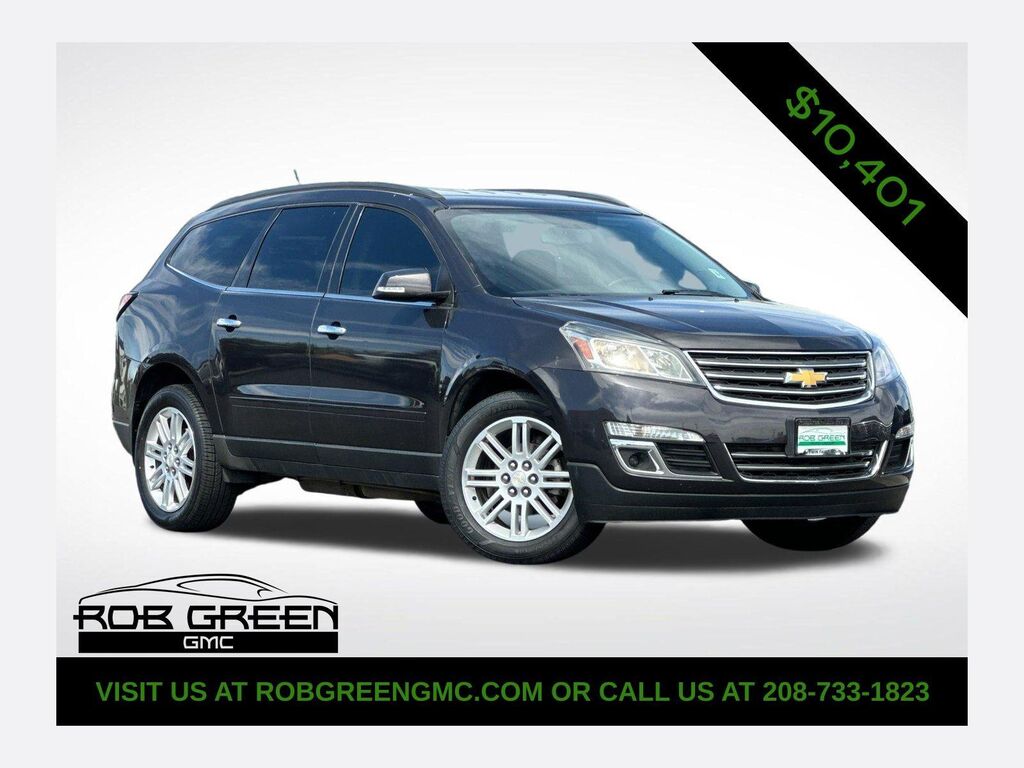 2015 Chevrolet Traverse LT — photo 1 of 13