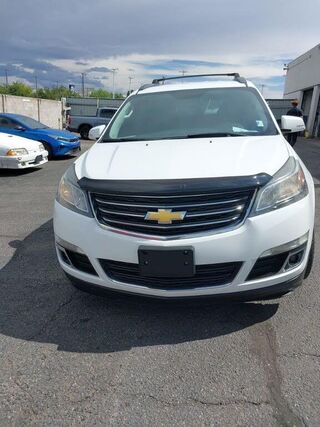 2016 Chevrolet Traverse LT — photo 1 of 2