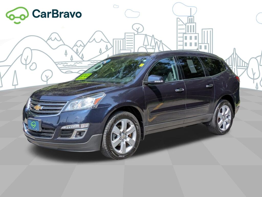 2017 Chevrolet Traverse LT — photo 1 of 7