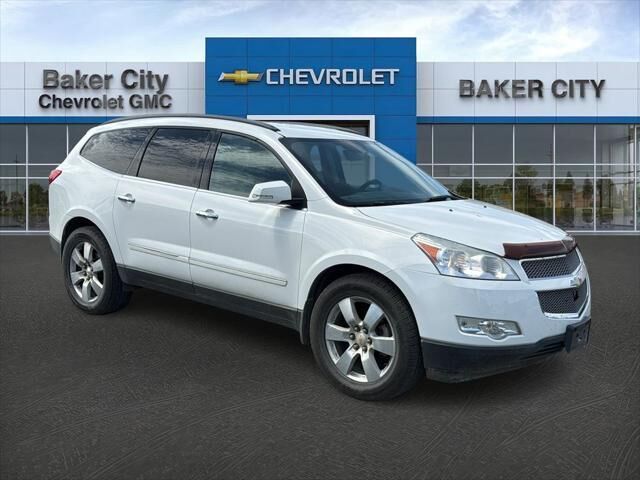 2011 Chevrolet Traverse LTZ — photo 1 of 13