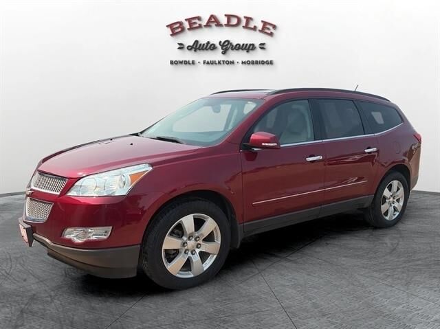2010 Chevrolet Traverse LTZ — photo 1 of 13