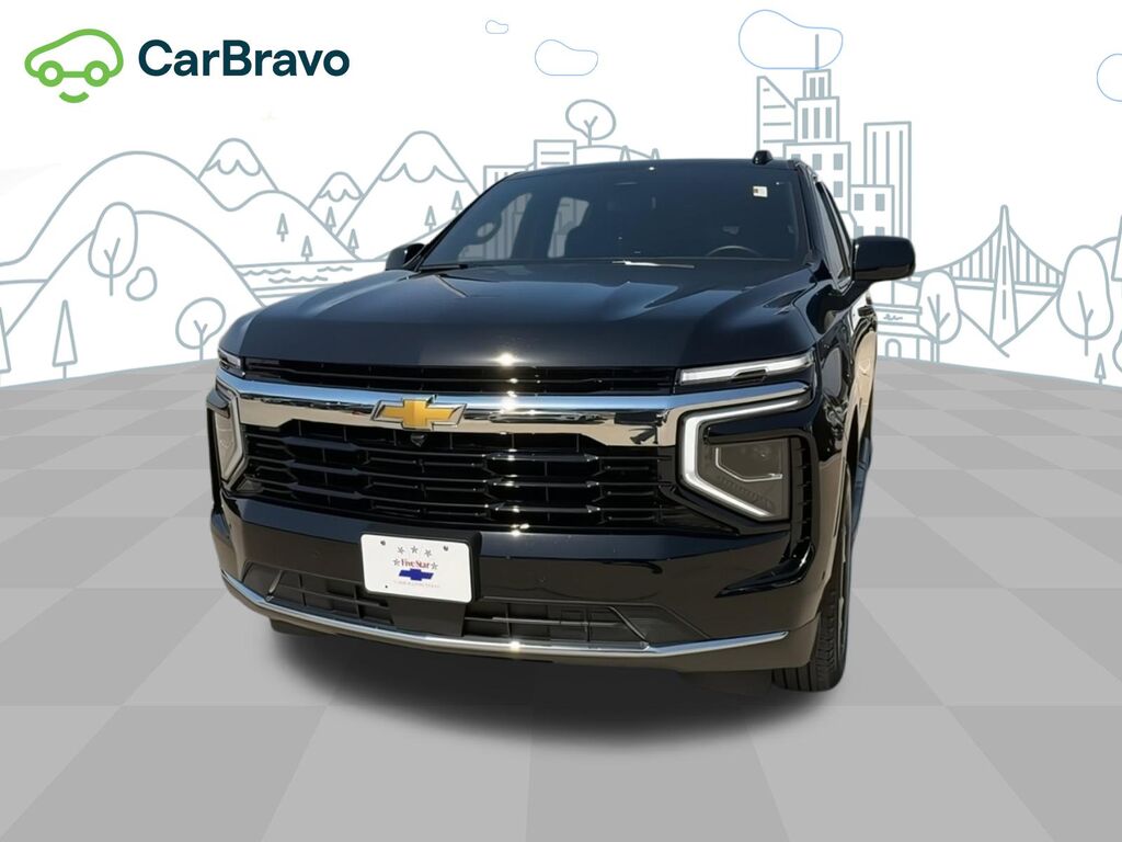 2025 Chevrolet Suburban LS — photo 1 of 7