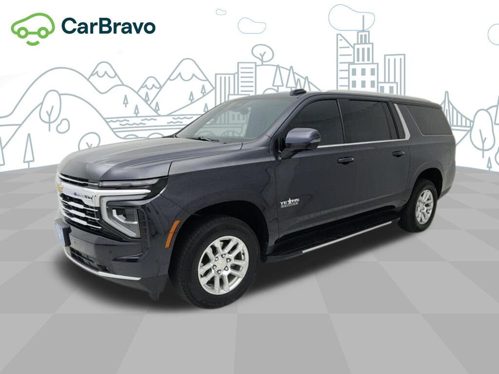 2025 Chevrolet Suburban LT — photo 1 of 6