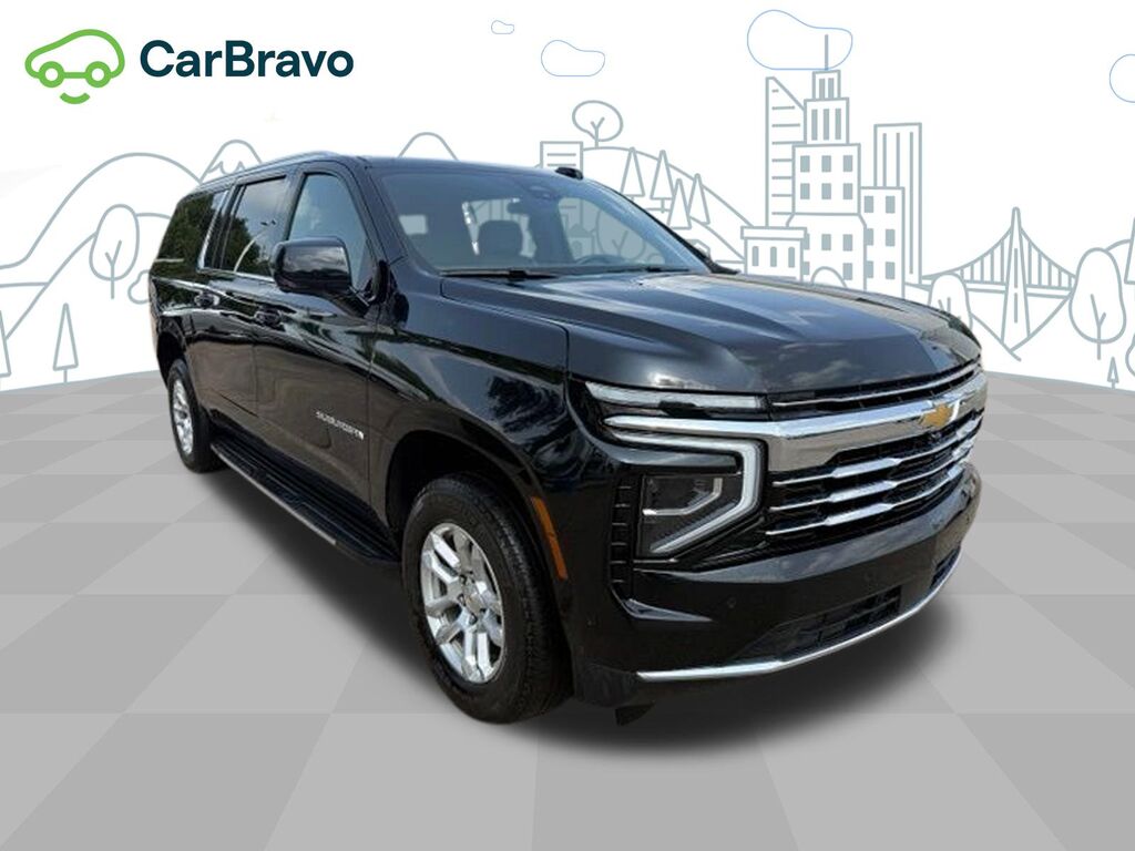 2025 Chevrolet Suburban LT — photo 1 of 2