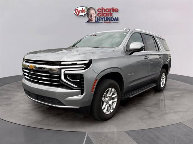 2025 Chevrolet Tahoe LT — photo 1 of 13