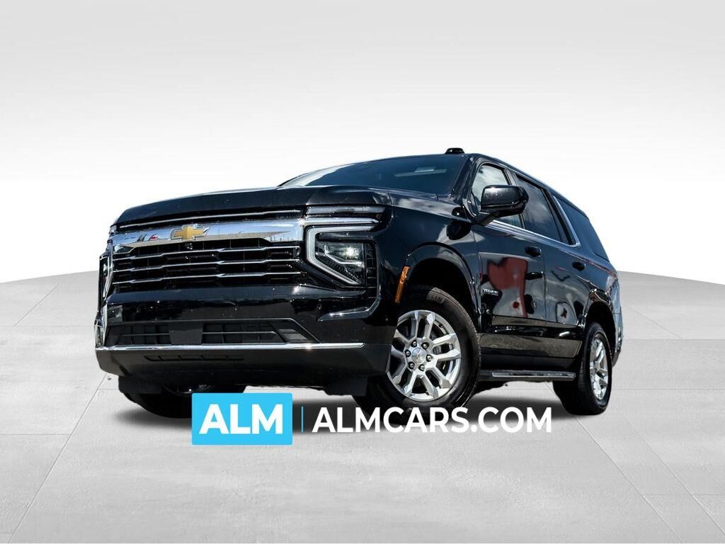 2025 Chevrolet Tahoe LT — photo 1 of 13