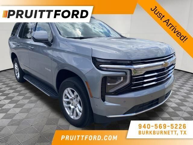 2025 Chevrolet Tahoe LT — photo 1 of 12