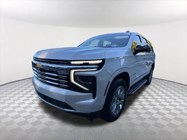 2025 Chevrolet Tahoe Premier — photo 1 of 13